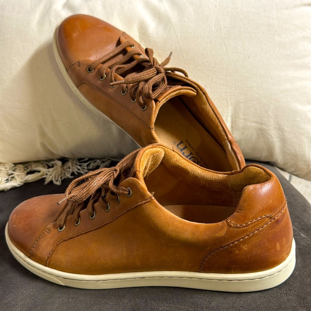 Men’s Born Lace Up Oxfords
